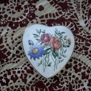Vintage Wedgwood Floral Heart Box